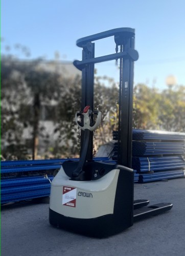 stakeri_crown_motokarbg